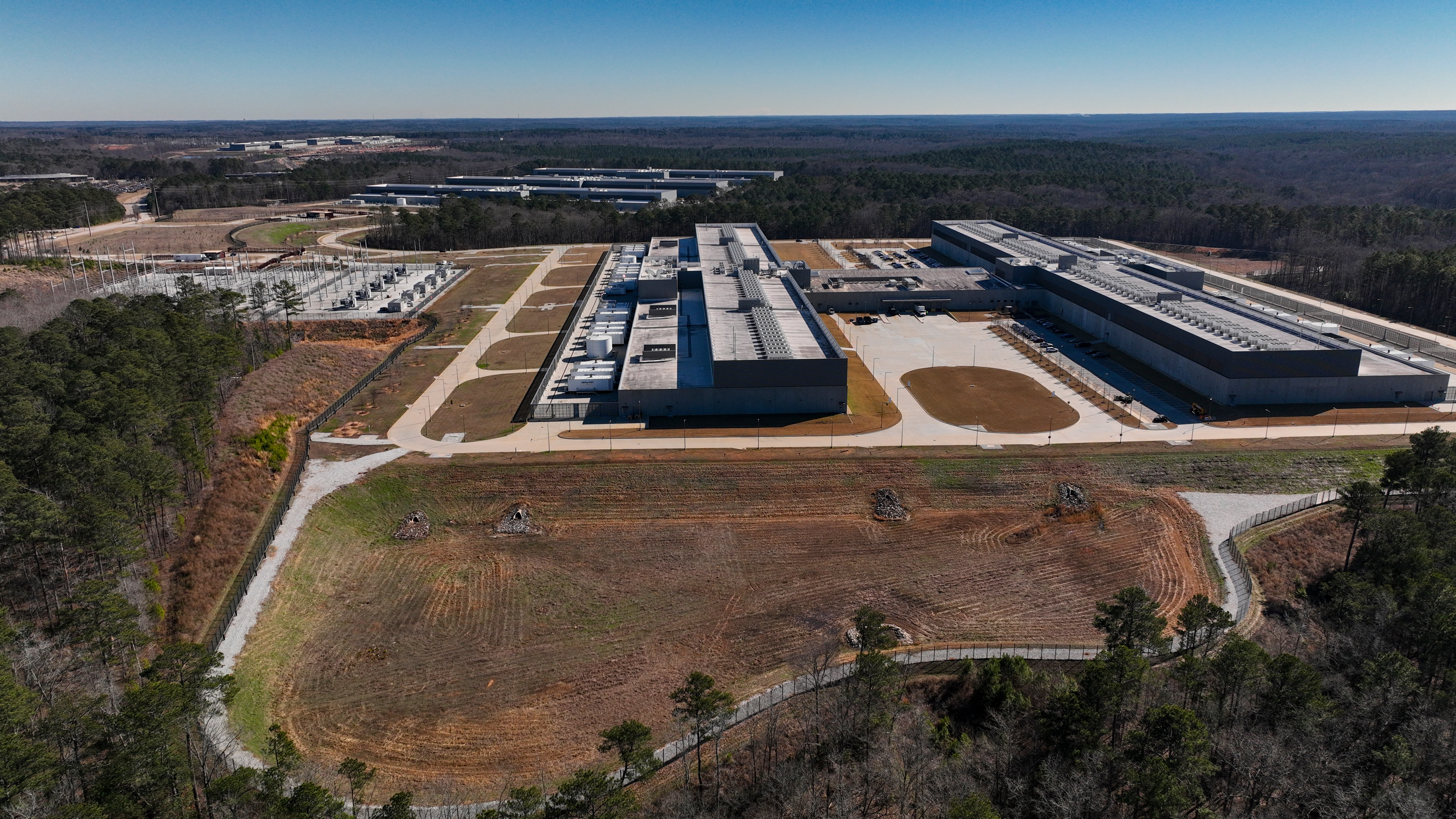 Lehigh Valley lining up to regulate data centers, with proposals rolling in