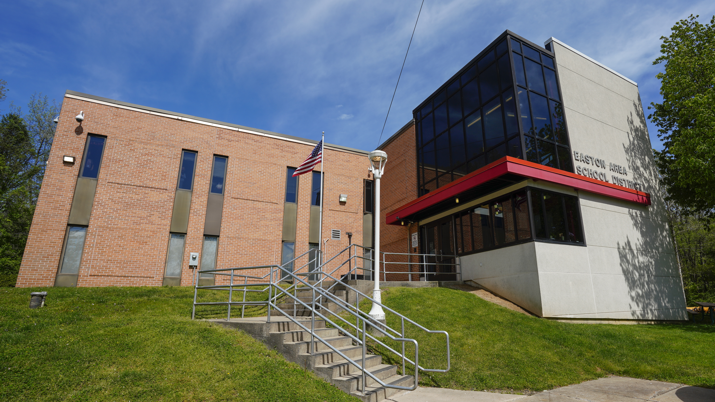 EASD board moves to protect district finances ahead of high school construction