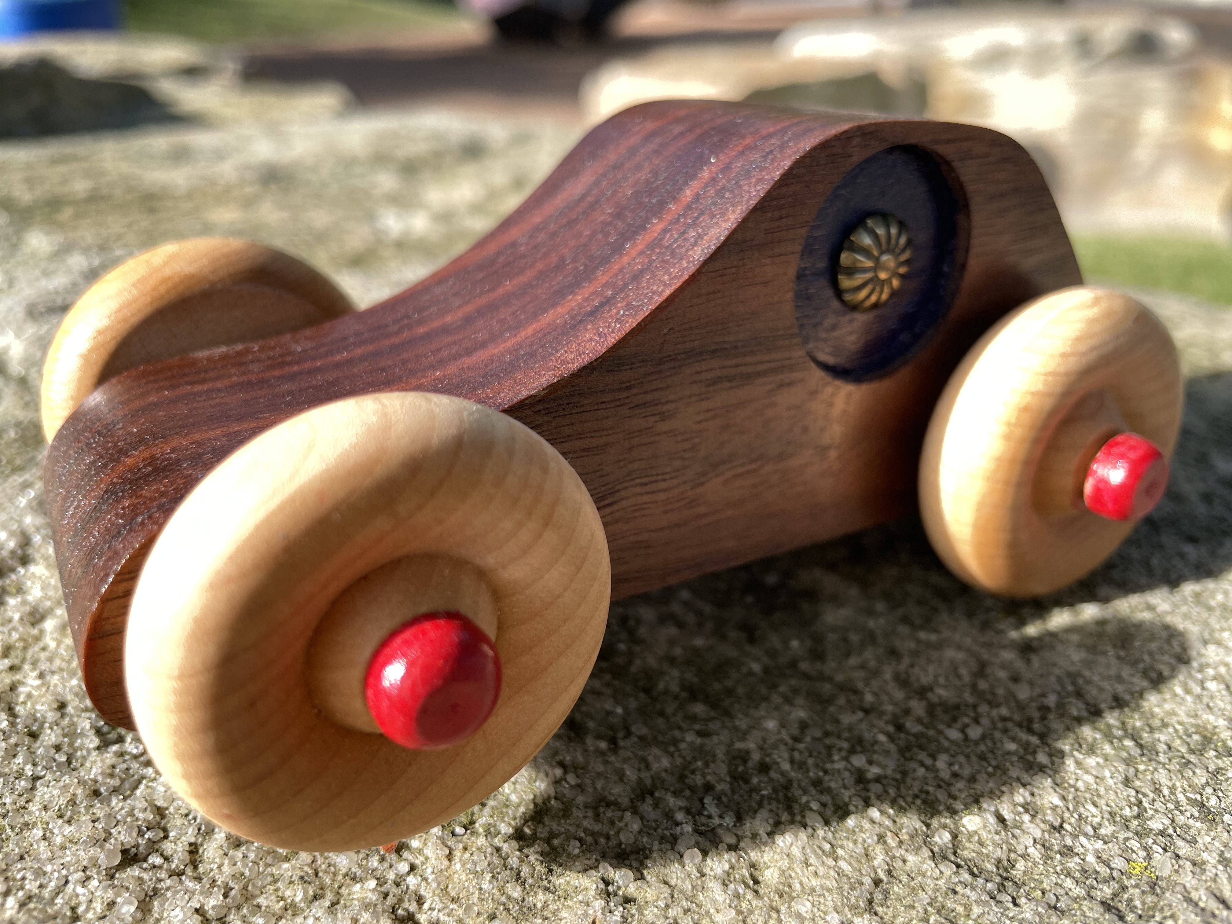 woodcar.jpg